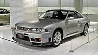 200px-Nissan_Skyline_R33_GT-R_001.jpg